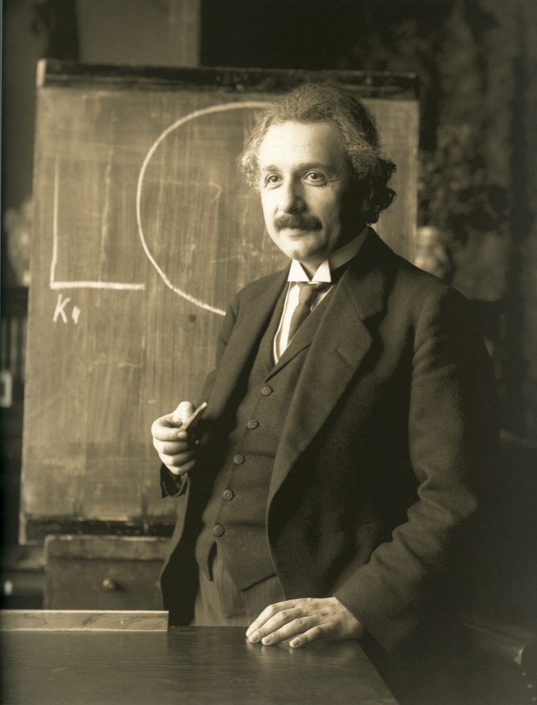 Einstein Mengubah Persepsi Gravitasi Sains1
